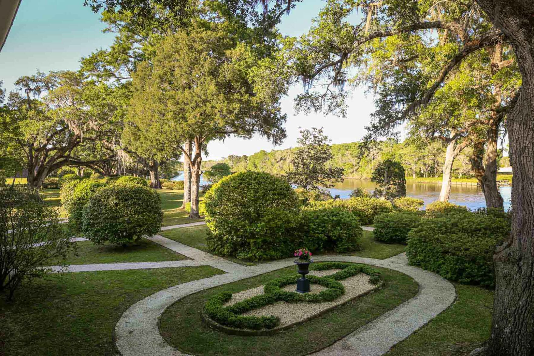 Chicora Wood garden